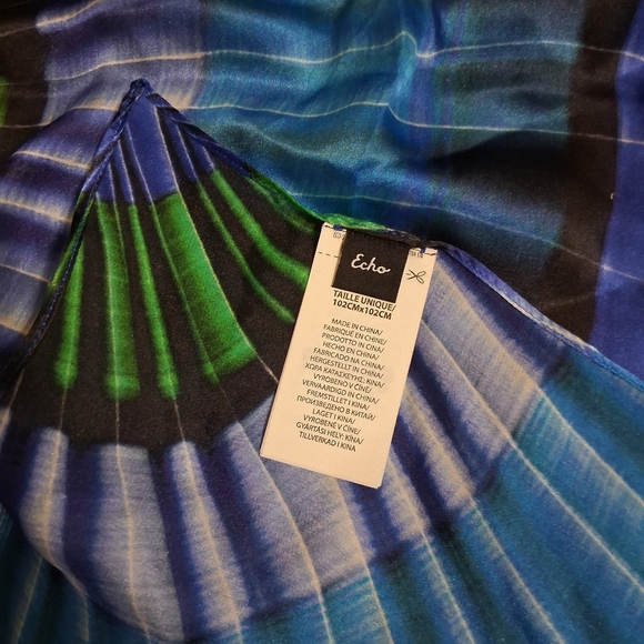 Echo Blue and Green Artistic Scarf - Picture 2 of 3